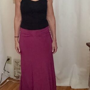 Chic berry Maxi Skirt
